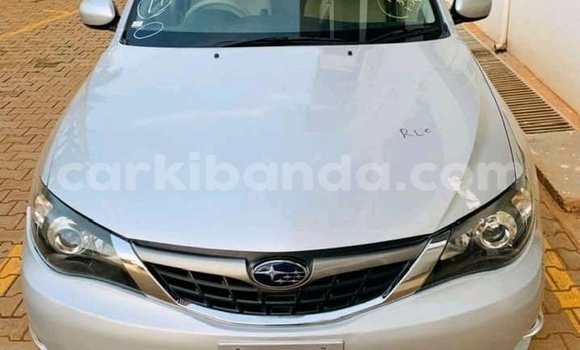 Nunua Ilio tumika Subaru Impreza Fedha Gari ndani ya Kampala nchini Uganda Nunua Ilio tumika Subaru Impreza Fedha Gari ndani ya Kampala nchini Uganda