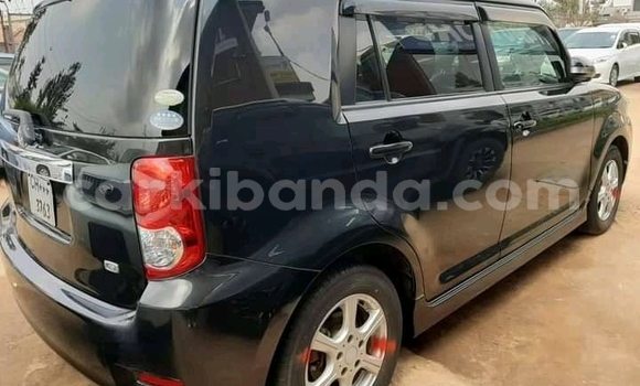 Buy Used Toyota Comfort Black Car in Kampala in Uganda