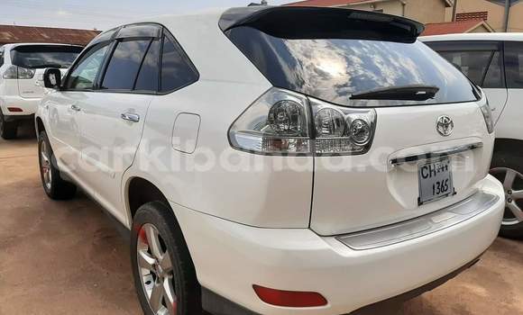 Buy Used Toyota Harrier White Car in Kampala in Uganda Buy Used Toyota Harrier White Car in Kampala in Uganda