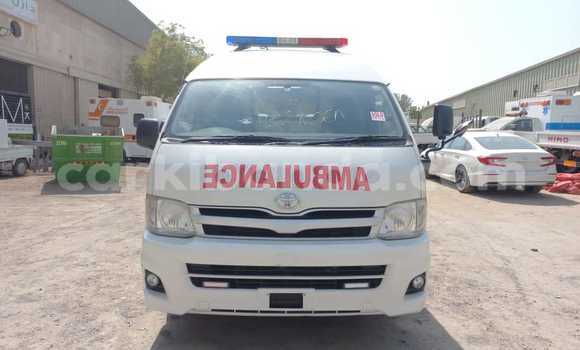 Buy Used Toyota Hiace White Car in Kampala in Uganda