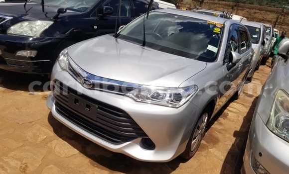 Nunua Ilio tumika Toyota Fielder Fedha Gari ndani ya Kampala nchini Uganda