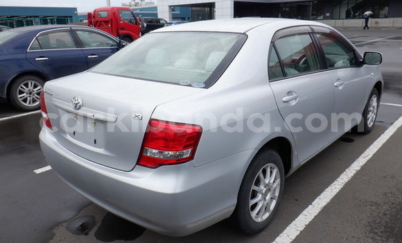 Gura Nshya Toyota Corolla Silver Imodoka i Kampala mu Uganda Gura Nshya Toyota Corolla Silver Imodoka i Kampala mu Uganda