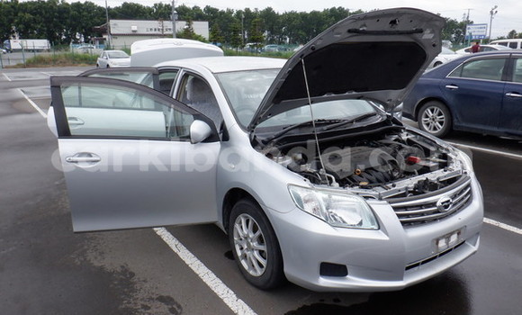 Gura Nshya Toyota Corolla Silver Imodoka i Kampala mu Uganda Gura Nshya Toyota Corolla Silver Imodoka i Kampala mu Uganda