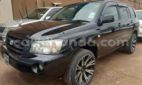 Acheter Occasion Voiture Toyota Kluger Noir à Kampala, Ouganda