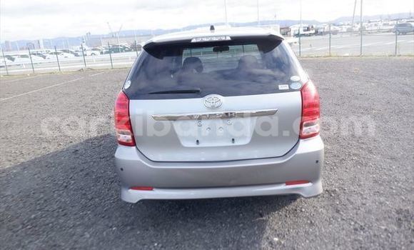 Gura Nshya Toyota Wish Other Imodoka i Kampala mu Uganda Gura Nshya Toyota Wish Other Imodoka i Kampala mu Uganda