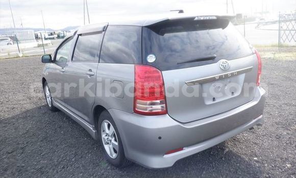 Gura Nshya Toyota Wish Other Imodoka i Kampala mu Uganda Gura Nshya Toyota Wish Other Imodoka i Kampala mu Uganda