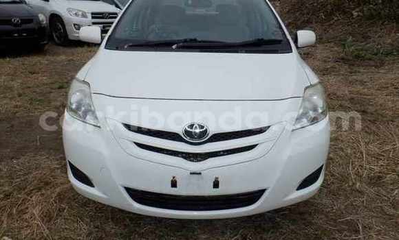 Buy New Toyota Belta White Car in Kampala in Uganda Buy New Toyota Belta White Car in Kampala in Uganda