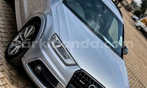 Nunua Ilio tumika Audi Q3 Fedha Gari ndani ya Kampala nchini Uganda Nunua Ilio tumika Audi Q3 Fedha Gari ndani ya Kampala nchini Uganda
