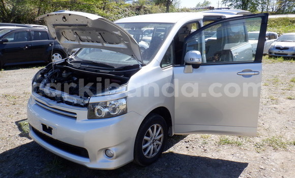 Buy New Toyota Voxy Silver Car in Kampala in Uganda Buy New Toyota Voxy Silver Car in Kampala in Uganda