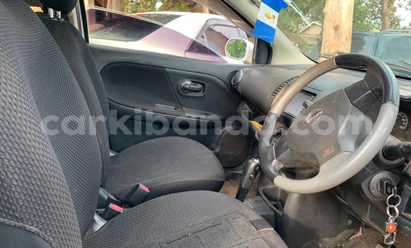 Acheter Occasion Voiture Nissan Note Blanc à Kampala, Ouganda Acheter Occasion Voiture Nissan Note Blanc à Kampala, Ouganda