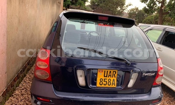 Gura Yakoze Toyota Nadia Blue Imodoka i Kampala mu Uganda Gura Yakoze Toyota Nadia Blue Imodoka i Kampala mu Uganda