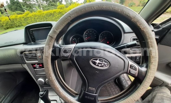 Acheter Occasion Voiture Subaru Forester Noir à Mubende, Ouganda