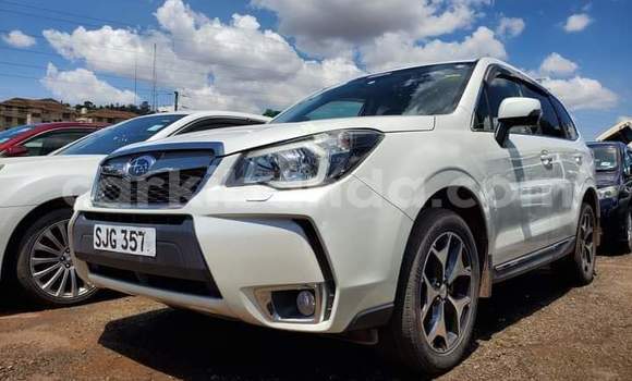 Gura Yakoze Subaru XT White Imodoka i Kampala mu Uganda Gura Yakoze Subaru XT White Imodoka i Kampala mu Uganda