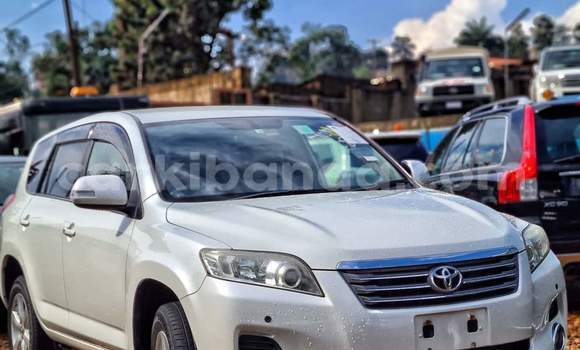 Nunua Ilio tumika BMW X1 Nyeusi Gari ndani ya Kampala nchini Uganda Nunua Ilio tumika BMW X1 Nyeusi Gari ndani ya Kampala nchini Uganda