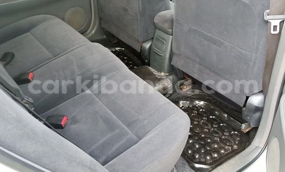 Gura Yakoze Toyota Premio White Imodoka i Kampala mu Uganda Gura Yakoze Toyota Premio White Imodoka i Kampala mu Uganda