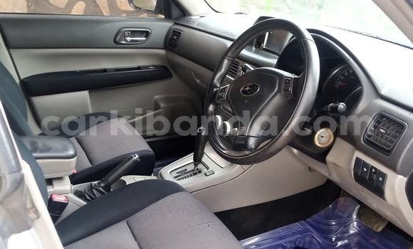 Gura Yakoze Subaru Forester Silver Imodoka i Kampala mu Uganda Gura Yakoze Subaru Forester Silver Imodoka i Kampala mu Uganda