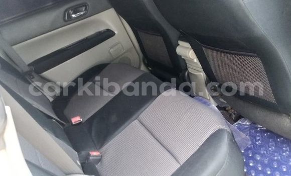 Gura Yakoze Subaru Forester Silver Imodoka i Kampala mu Uganda Gura Yakoze Subaru Forester Silver Imodoka i Kampala mu Uganda
