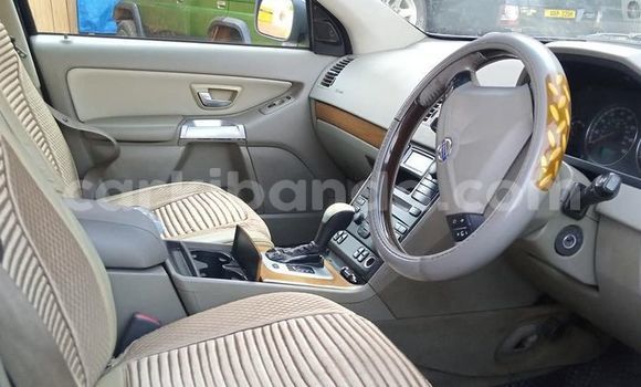 Gura Yakoze Volvo XC90 Black Imodoka i Kampala mu Uganda Gura Yakoze Volvo XC90 Black Imodoka i Kampala mu Uganda