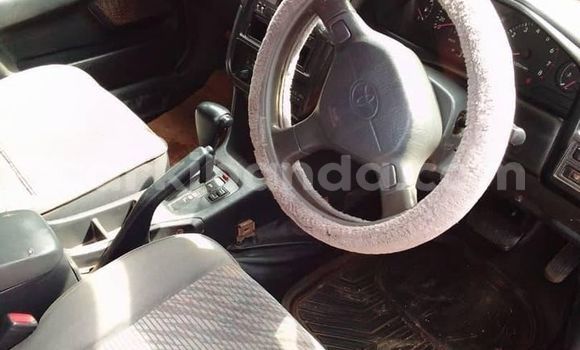 Gura Yakoze Toyota Premio White Imodoka i Kampala mu Uganda Gura Yakoze Toyota Premio White Imodoka i Kampala mu Uganda