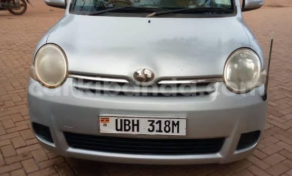 Buy Used Toyota Sienta Silver Car in Kampala in Uganda