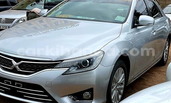 Acheter Occasion Voiture Toyota Mark X Gris à Kampala, Ouganda Acheter Occasion Voiture Toyota Mark X Gris à Kampala, Ouganda