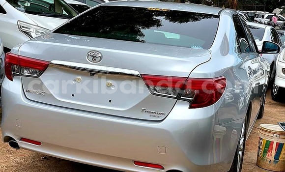 Acheter Occasion Voiture Toyota Mark X Gris à Kampala, Ouganda Acheter Occasion Voiture Toyota Mark X Gris à Kampala, Ouganda