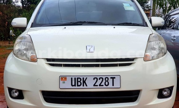 Buy Used Toyota Passo White Car in Kampala in Uganda
