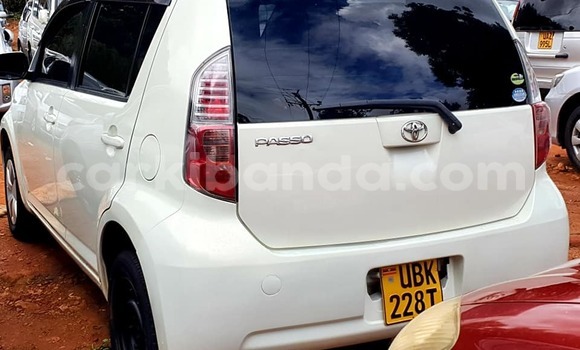 Acheter Occasion Voiture Toyota Passo Blanc à Kampala, Ouganda Acheter Occasion Voiture Toyota Passo Blanc à Kampala, Ouganda