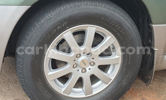 Acheter Occasion Voiture Subaru Forester Vert à Kampala, Ouganda Acheter Occasion Voiture Subaru Forester Vert à Kampala, Ouganda