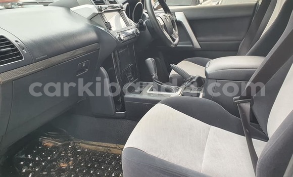 Acheter Occasion Voiture Toyota Land Cruiser Prado Marron à Kampala, Ouganda Acheter Occasion Voiture Toyota Land Cruiser Prado Marron à Kampala, Ouganda