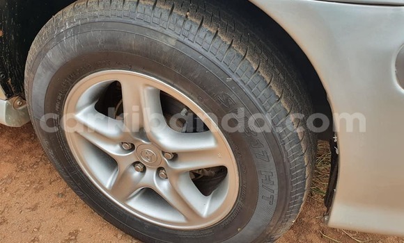 Acheter Occasion Voiture Toyota Nadia Gris à Kampala, Ouganda Acheter Occasion Voiture Toyota Nadia Gris à Kampala, Ouganda