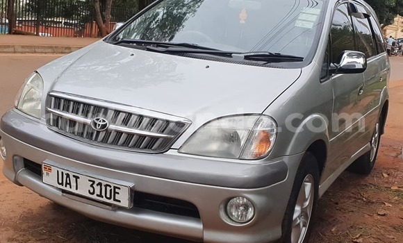 Acheter Occasion Voiture Toyota Nadia Gris à Kampala, Ouganda Acheter Occasion Voiture Toyota Nadia Gris à Kampala, Ouganda