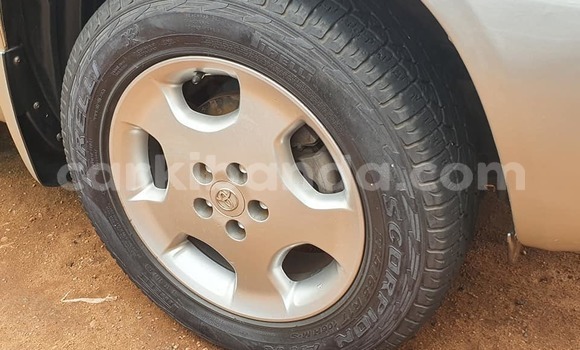 Acheter Occasion Voiture Toyota Kruger Gris à Kampala, Ouganda Acheter Occasion Voiture Toyota Kruger Gris à Kampala, Ouganda