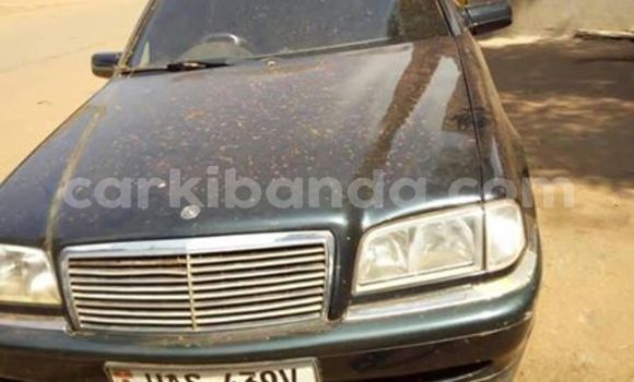 Acheter Occasion Voiture Mercedes‒Benz C–Class Noir à Kampala, Ouganda Acheter Occasion Voiture Mercedes‒Benz C–Class Noir à Kampala, Ouganda
