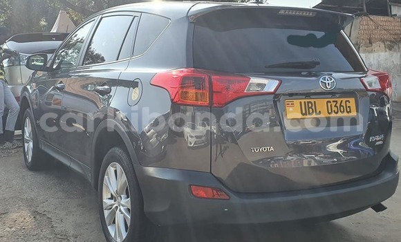 Acheter Occasion Voiture Toyota RAV4 Noir à Kampala, Ouganda Acheter Occasion Voiture Toyota RAV4 Noir à Kampala, Ouganda