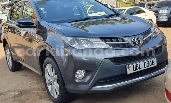 Acheter Occasion Voiture Toyota RAV4 Noir à Kampala, Ouganda Acheter Occasion Voiture Toyota RAV4 Noir à Kampala, Ouganda