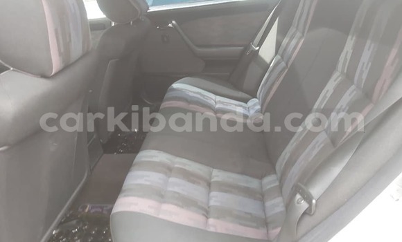 Acheter Occasion Voiture Mercedes‒Benz C–Class Gris à Kampala, Ouganda Acheter Occasion Voiture Mercedes‒Benz C–Class Gris à Kampala, Ouganda