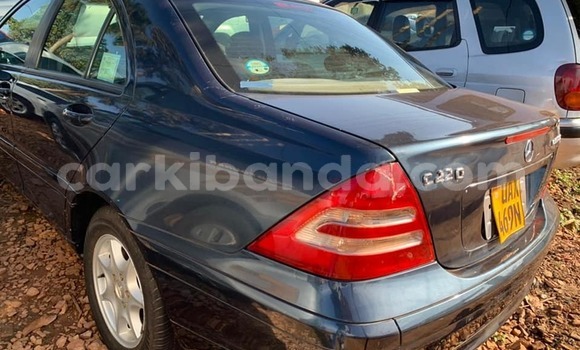 Acheter Occasion Voiture Mercedes‒Benz C–Class Noir à Kampala, Ouganda Acheter Occasion Voiture Mercedes‒Benz C–Class Noir à Kampala, Ouganda