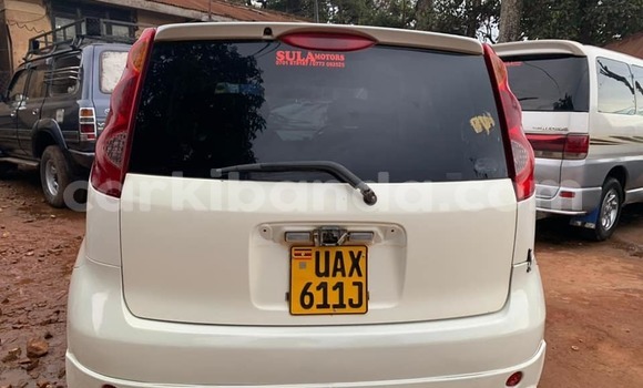 Acheter Occasion Voiture Nissan Note Blanc à Kampala, Ouganda Acheter Occasion Voiture Nissan Note Blanc à Kampala, Ouganda
