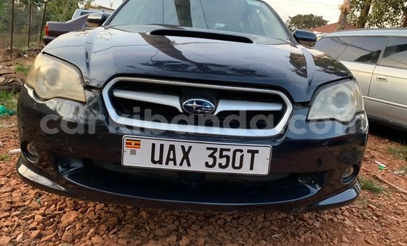 Acheter Occasion Voiture Subaru Legacy Noir à Kampala, Ouganda Acheter Occasion Voiture Subaru Legacy Noir à Kampala, Ouganda