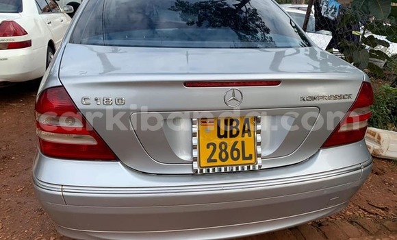 Acheter Occasion Voiture Mercedes‒Benz C–Class Gris à Kampala, Ouganda Acheter Occasion Voiture Mercedes‒Benz C–Class Gris à Kampala, Ouganda