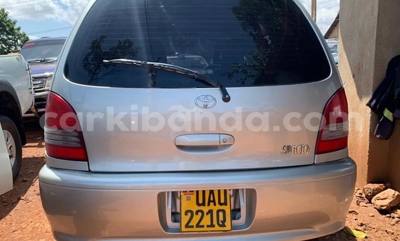 Acheter Occasion Voiture Toyota Spacio Gris à Kampala, Ouganda Acheter Occasion Voiture Toyota Spacio Gris à Kampala, Ouganda