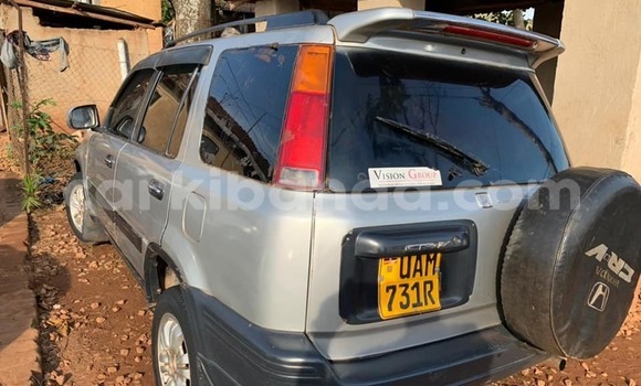 Acheter Occasion Voiture Honda CR–V Gris à Kampala, Ouganda Acheter Occasion Voiture Honda CR–V Gris à Kampala, Ouganda