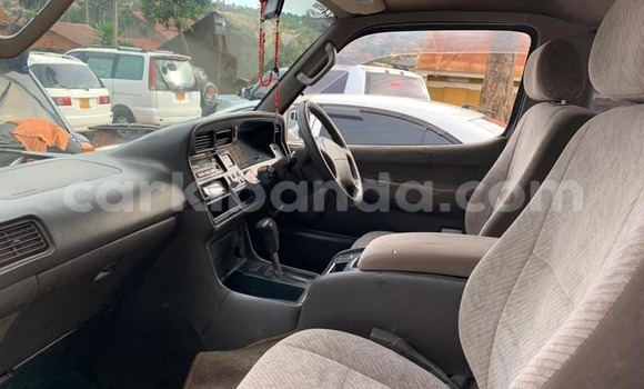 Acheter Occasion Voiture Toyota Super Custom Gris à Kampala, Ouganda Acheter Occasion Voiture Toyota Super Custom Gris à Kampala, Ouganda