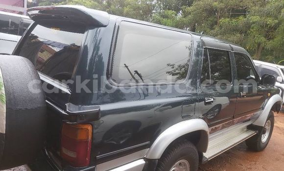 Acheter Occasion Voiture Toyota Surf Bleu à Kampala, Ouganda Acheter Occasion Voiture Toyota Surf Bleu à Kampala, Ouganda