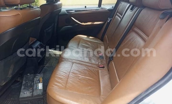 Acheter Occasion Voiture BMW X5 Gris à Kampala, Ouganda Acheter Occasion Voiture BMW X5 Gris à Kampala, Ouganda