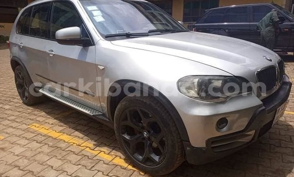 Acheter Occasion Voiture BMW X5 Gris à Kampala, Ouganda Acheter Occasion Voiture BMW X5 Gris à Kampala, Ouganda