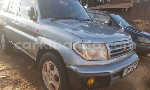 Acheter Occasion Voiture Mitsubishi Pajero iO Gris à Kampala, Ouganda Acheter Occasion Voiture Mitsubishi Pajero iO Gris à Kampala, Ouganda