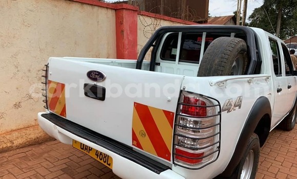 Acheter Occasion Voiture Ford Ranger Blanc à Kampala, Ouganda Acheter Occasion Voiture Ford Ranger Blanc à Kampala, Ouganda