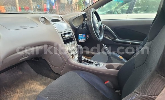 Acheter Occasion Voiture Toyota Celica Bleu à Kampala, Ouganda Acheter Occasion Voiture Toyota Celica Bleu à Kampala, Ouganda